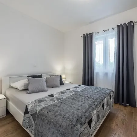 Holiday Home Bajlo Apartment With Three Bedrooms Zadar Exteriér fotografie