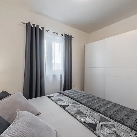 Holiday Home Bajlo Apartment With Three Bedrooms Zadar Exteriér fotografie