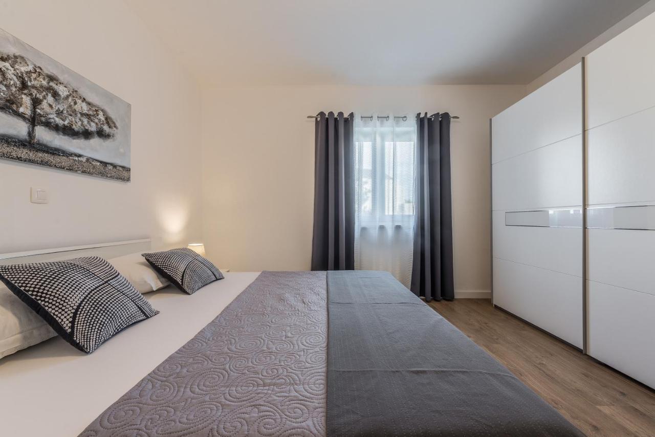 Bajlo With Three Bedrooms *