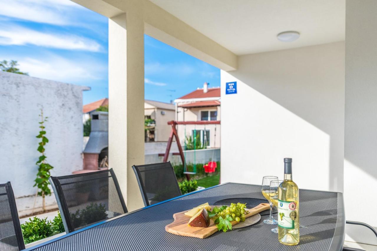Bajlo With Three Bedrooms Villa *